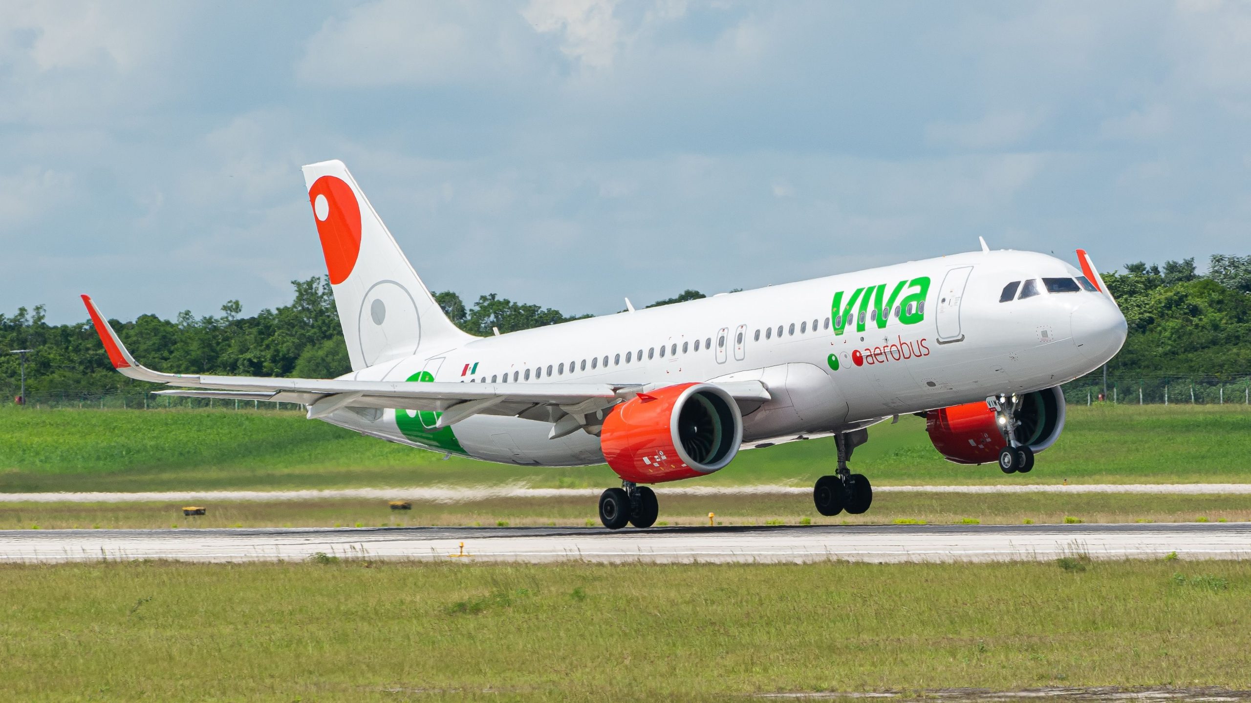 デンバーは、Viva AerobusがMonterreyフライトを開始したため、新しい国際サービスを受け取ります