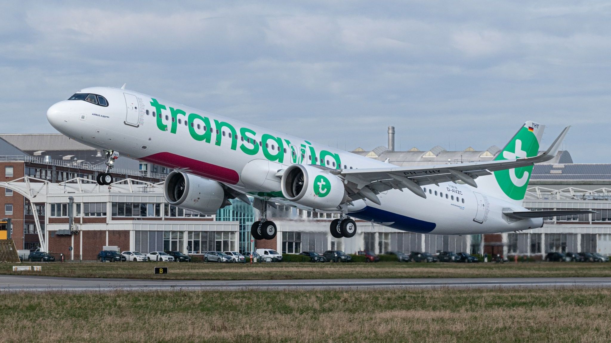 トランスビアがボーイングからエアバスに切り替えている方法