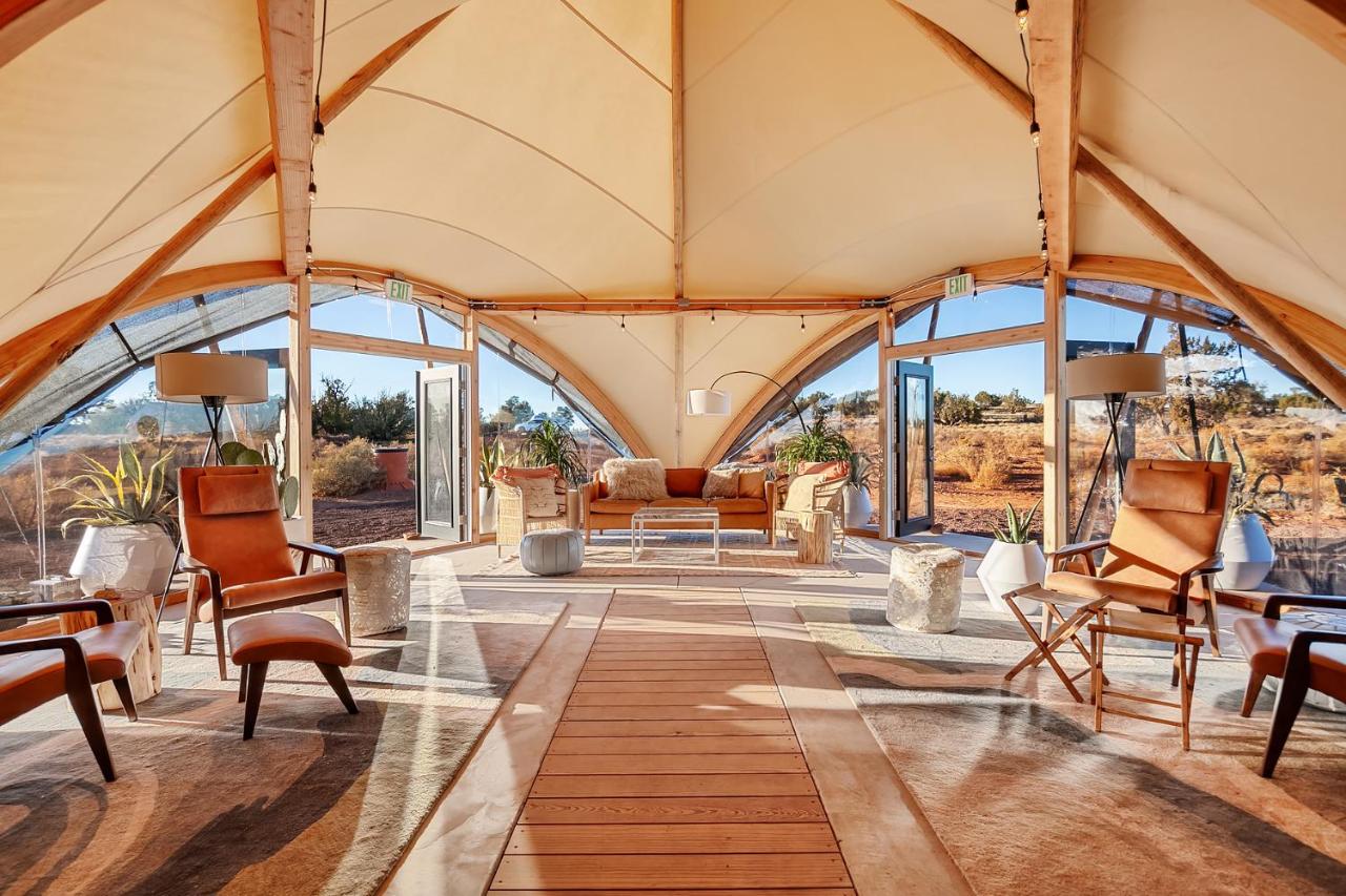 冬のグランピングは正しく行われます：米国で最高の寒い天候サイト