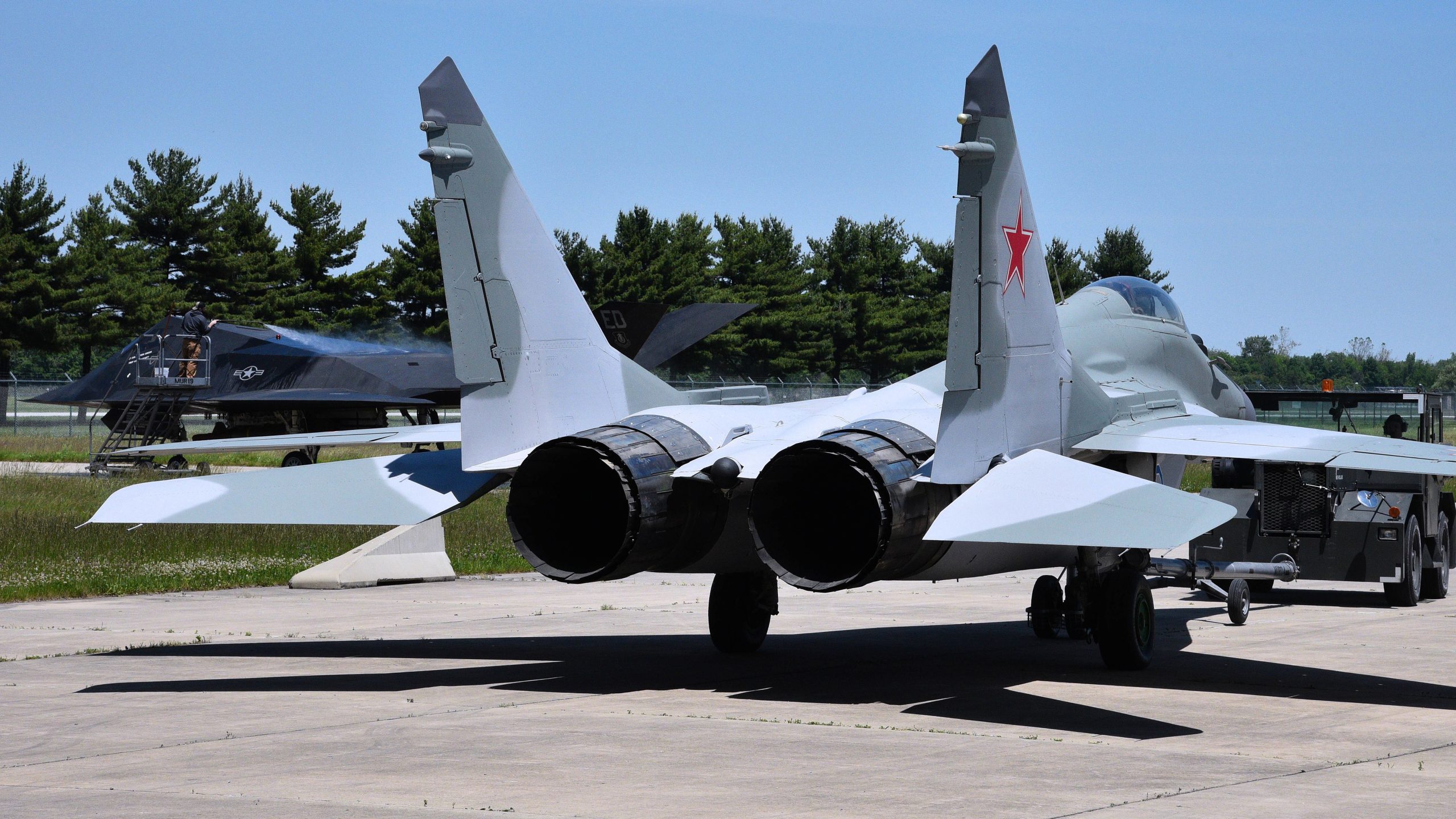 MIG-29：USAFはソビエトの戦闘機をウクライナに与えましたか？