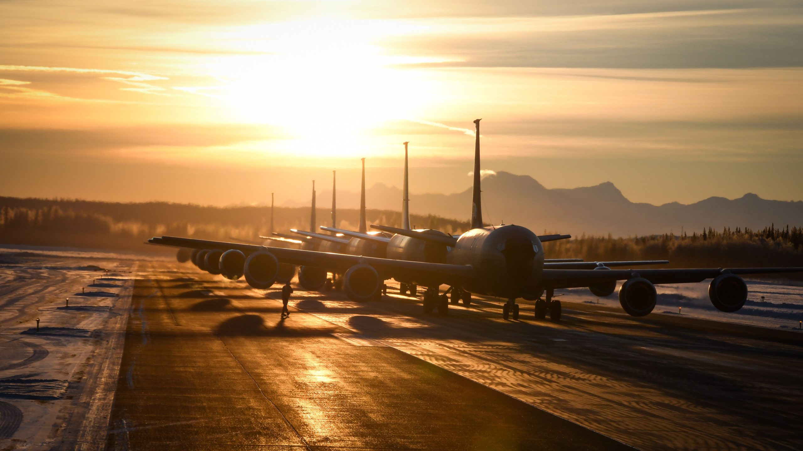 defconの意味：それらは何ですか、そしてレベルは何を意味しますか？