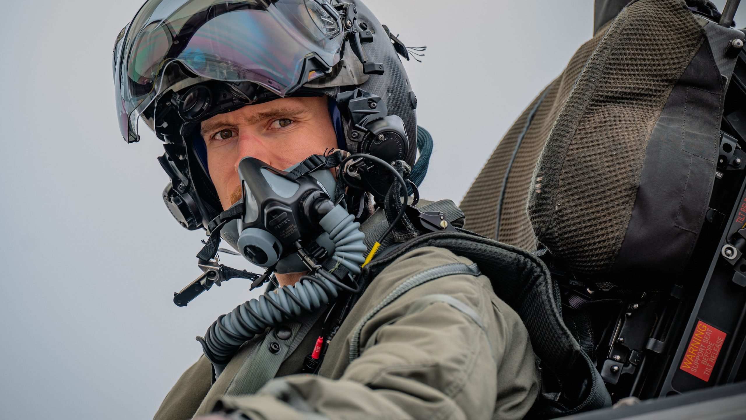 説明：戦闘機GET Gが体に何をするか