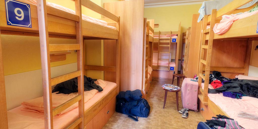 宿泊施設の予約のための旅行代理店のプロのヒント