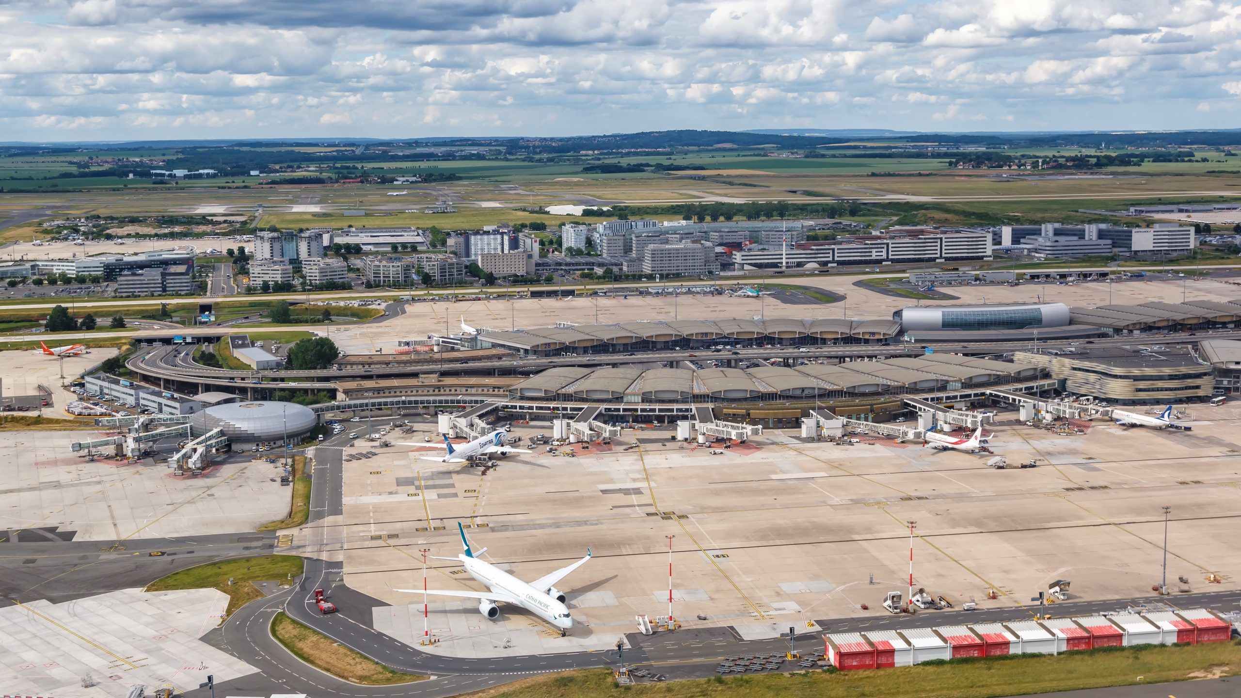2004年のチャールズデゴール空港のターミナル2eの崩壊