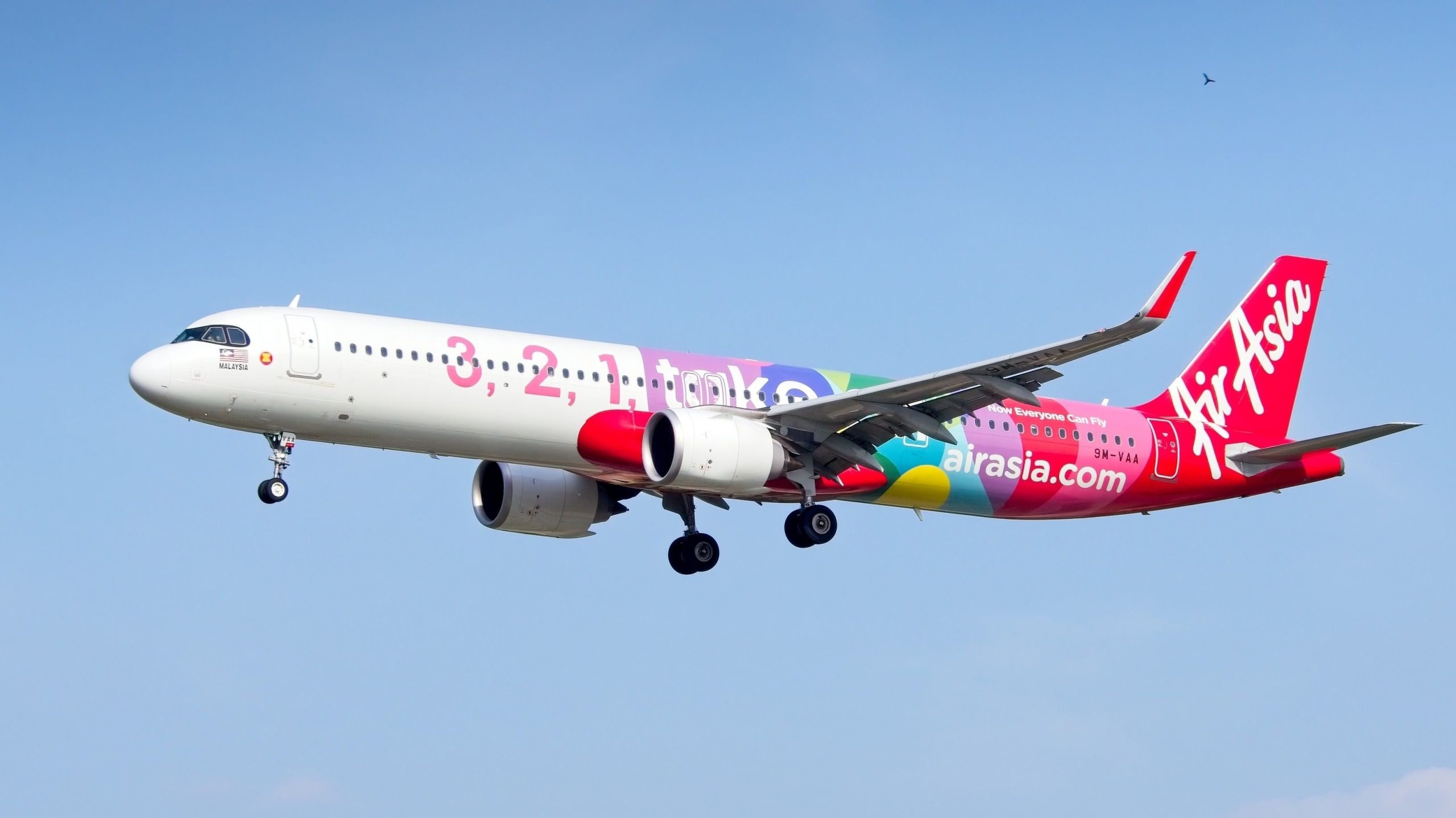 Airasiaは、インドのネットワークに新しいアーメダバードルートを追加します