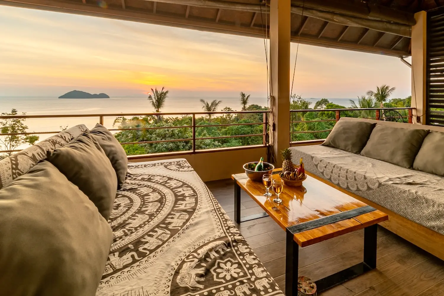 タイ、Koh Phanganで15の最高のAirbnbs