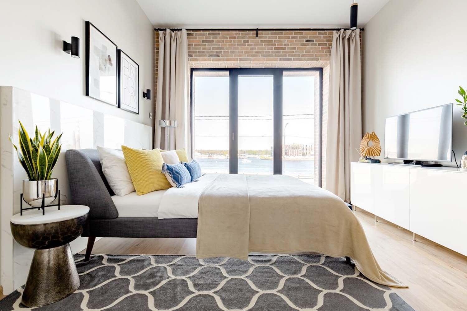 ロシア、サンクトペテルブルクで15の最高のAirbnbs