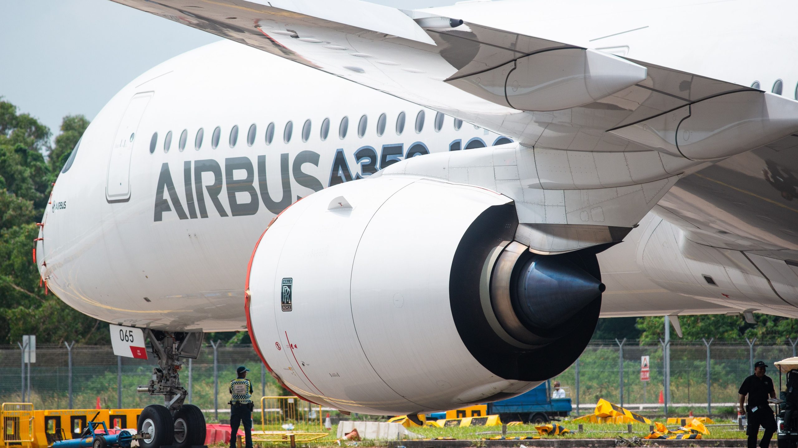 EASAは、清掃プロセスがキャセイパシフィックエアバスA350エンジン障害の原因である可能性があると言います