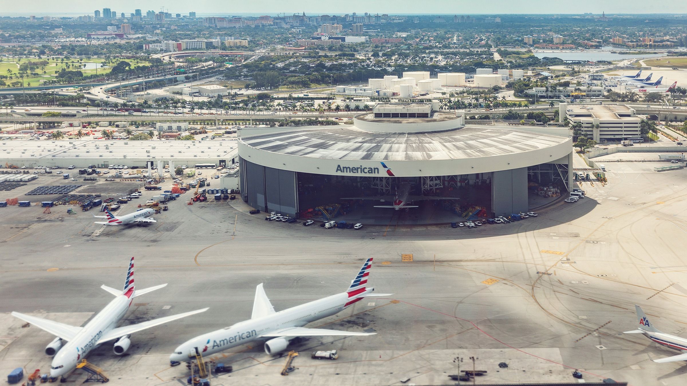 マイアミ国際空港のスカイトレインは、420万ドルの修理後に再開します