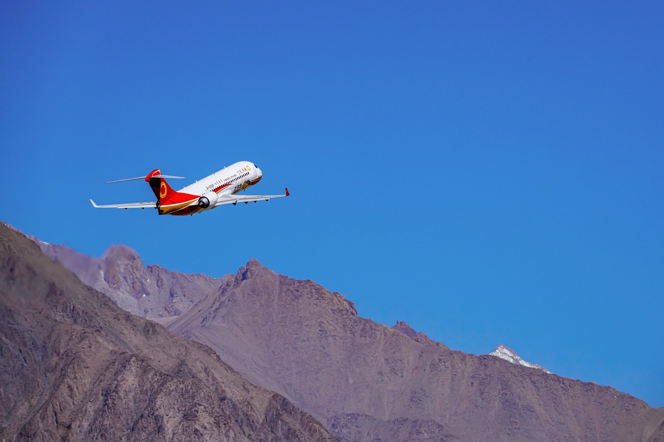 C909としてARJ21航空機をブランド変更するためのcomac