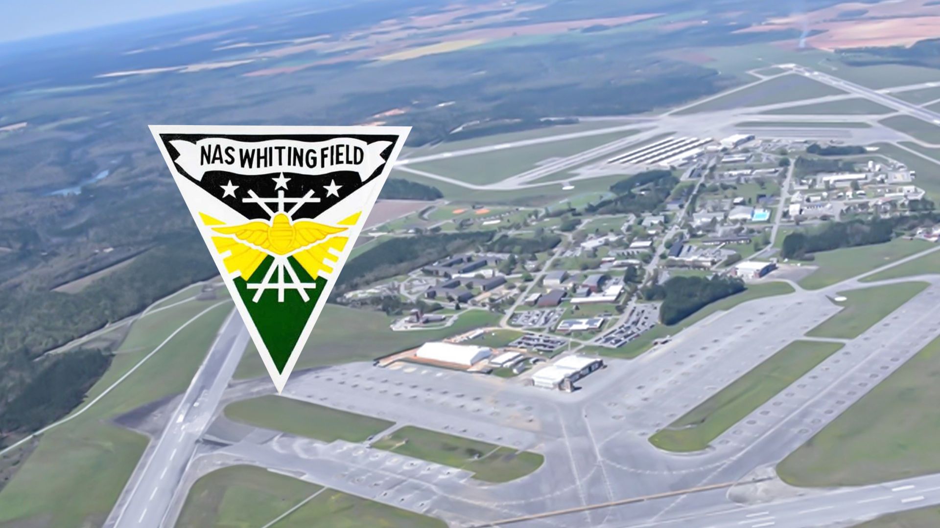 フロリダの海軍航空局ホワイティングフィールドの主要な使命は何ですか？