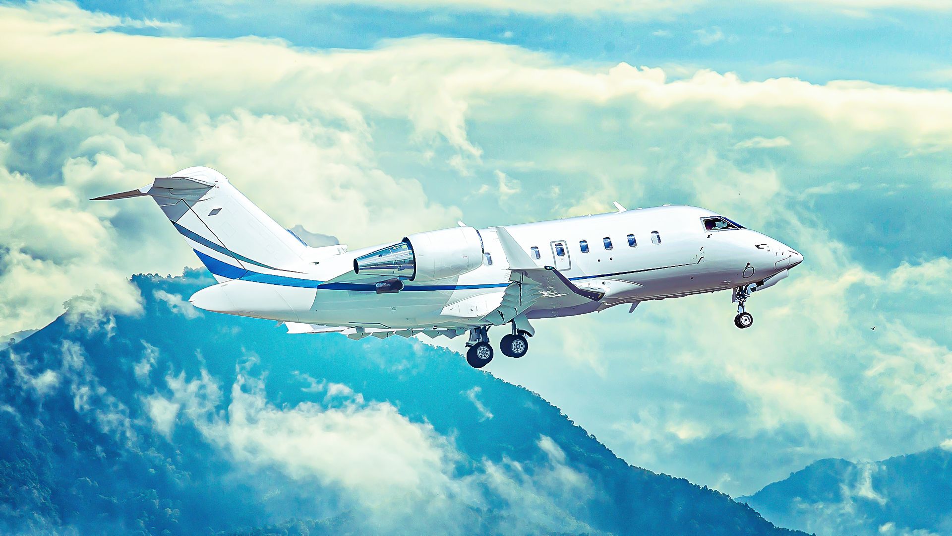 プライベートパイロットは、チャーター航空機を飛行するためにいくら支払われますか？