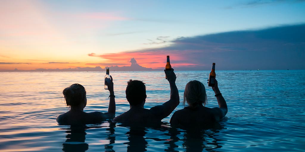 道路上のペニーを節約：トラベルハックを節約します