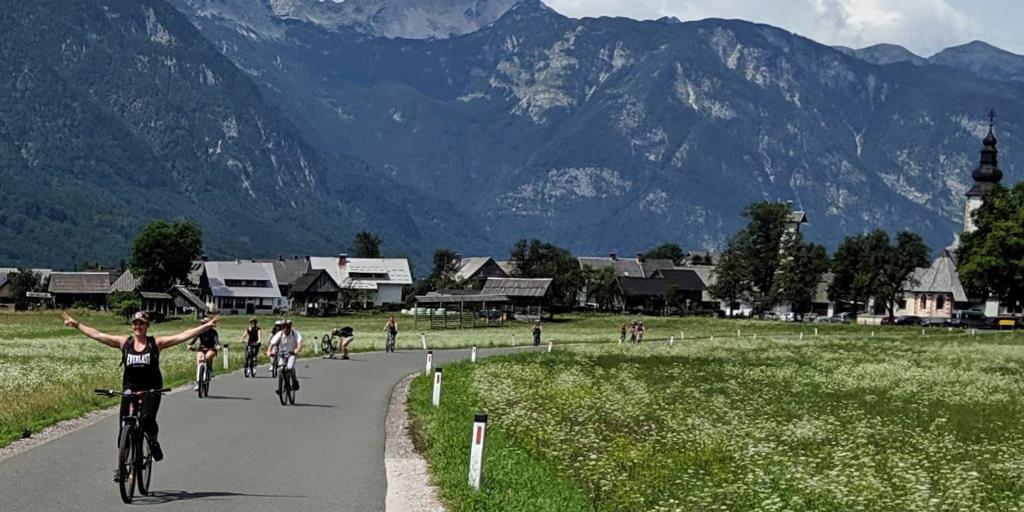 スロベニアの食べ物、ワイン、アウトドアアドベンチャー