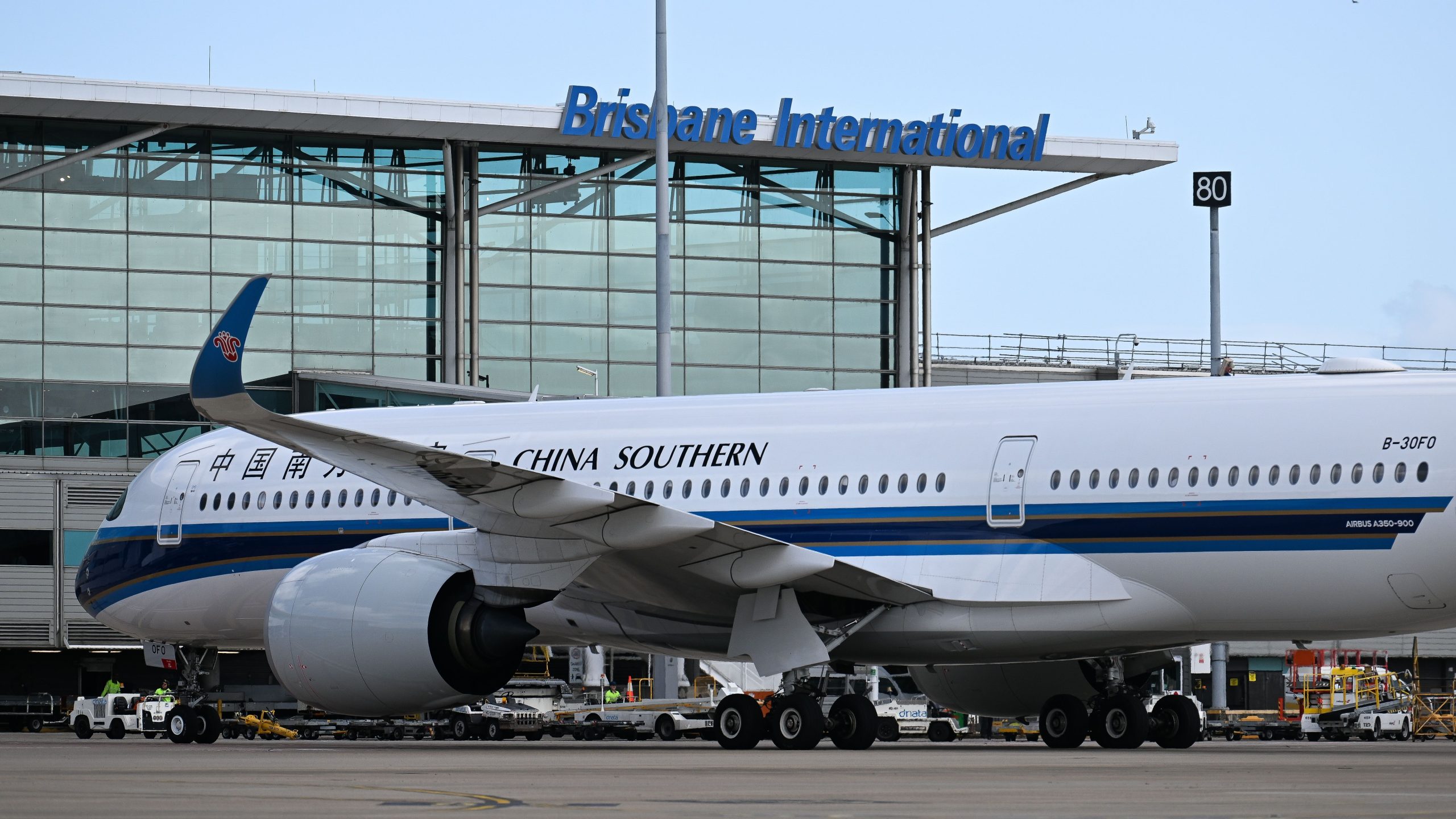 ブリスベン空港は、セキュリティが降伏したアイテムを慈善団体に提供します