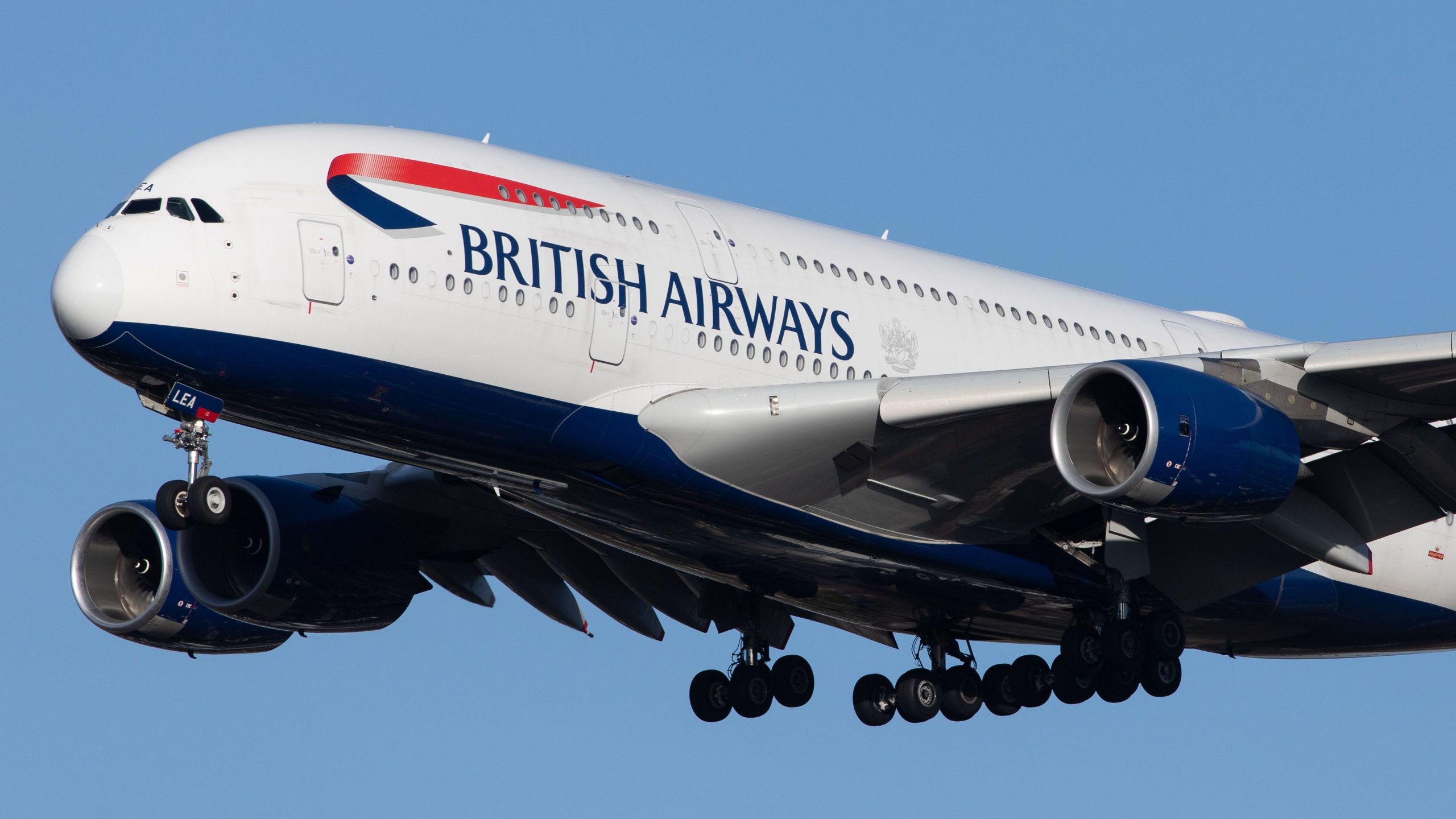 ロンドンのヒースロー空港は、最も忙しい12月を報告しています