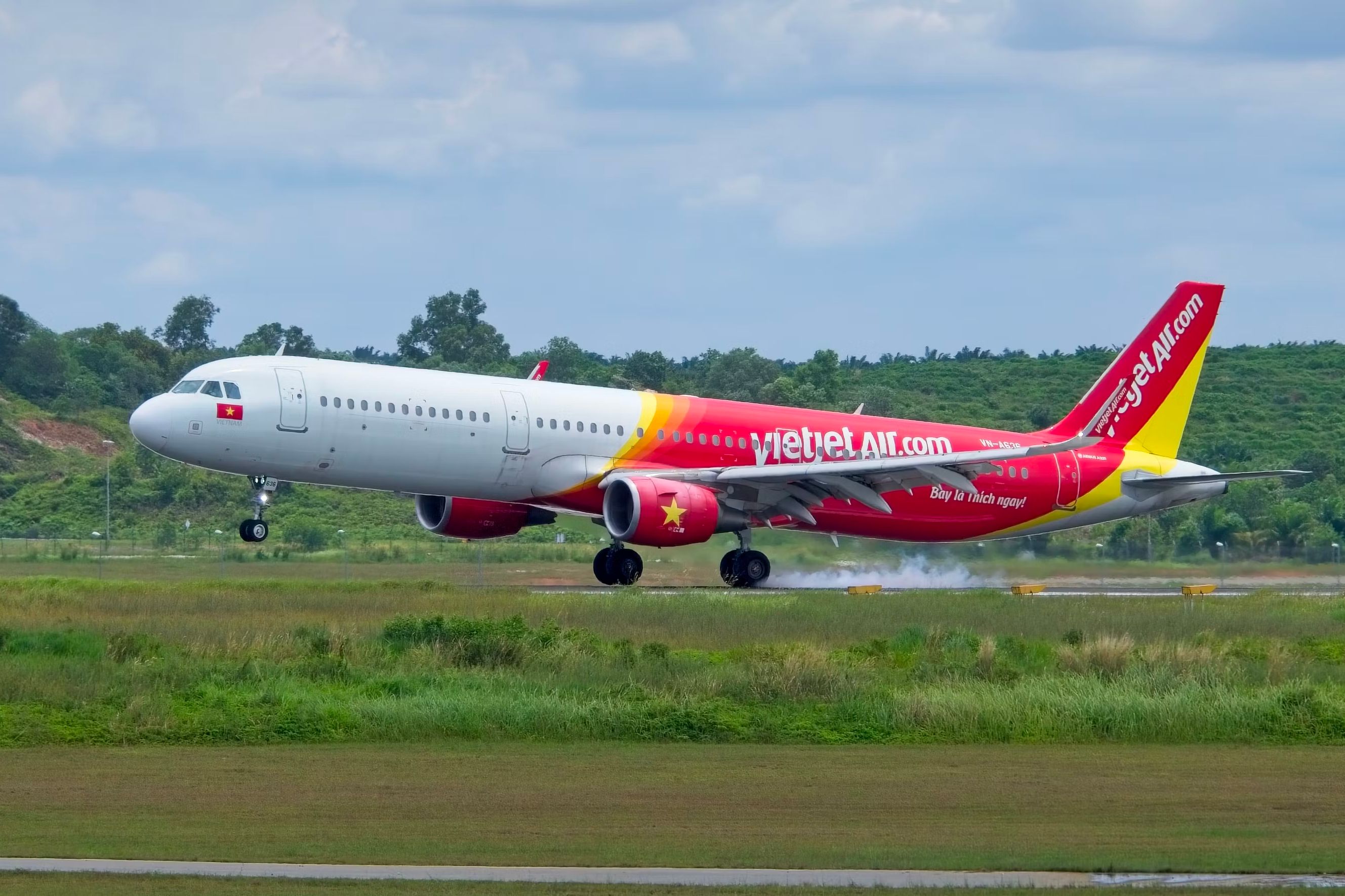 いくつかの新しいスケジュールされた操作は、Tecnam航空機の使用を開始します