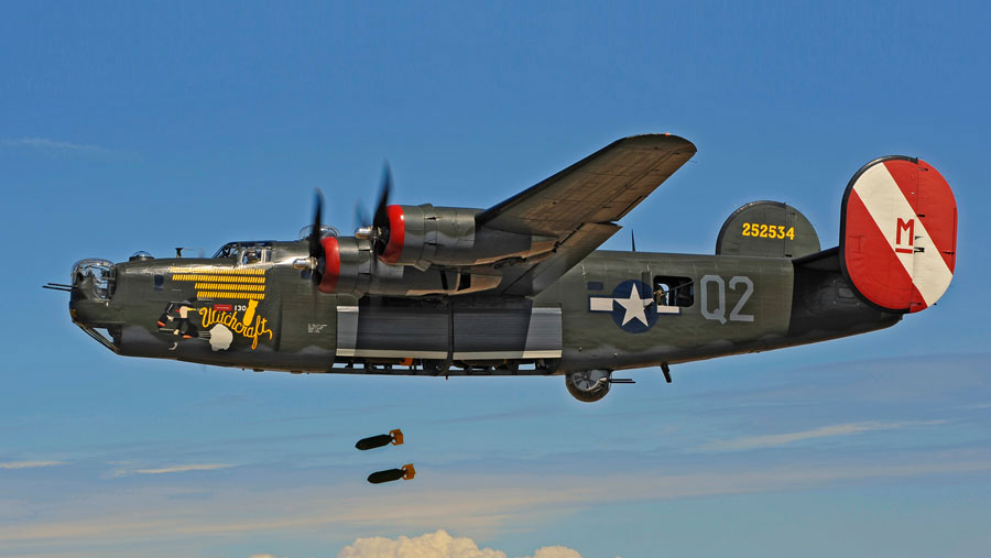 今日でも飛んでいるB-24リベレーターはいますか？