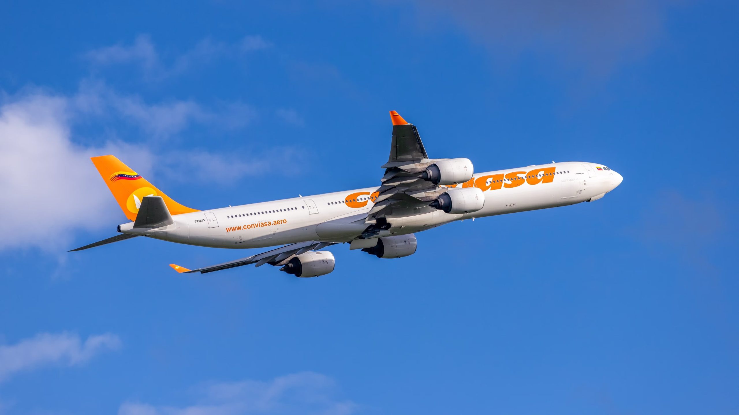 今年の夏、世界で最も長いノンストップノンストップエアバスA340フライト