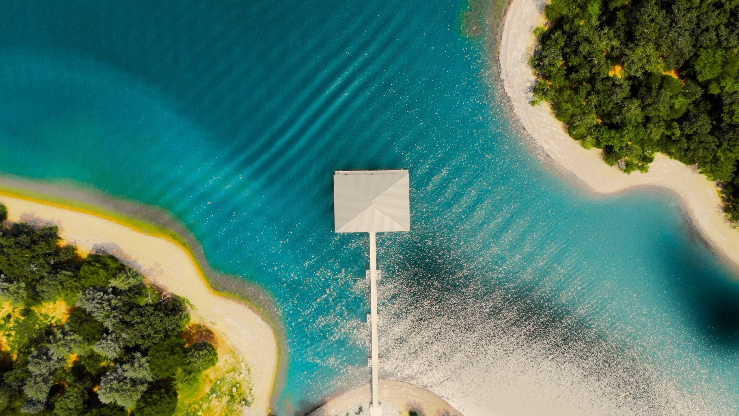 ケンタッキー州の「モルディブ」は、スキューバダイビング、ビーチなどの過小評価されているリゾートパークです