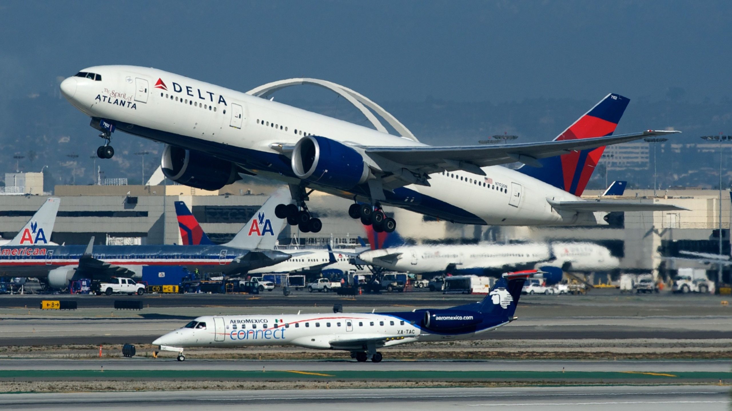 Delta Air Lines Skymilesを使用して、他のキャリアにアップグレードできますか？