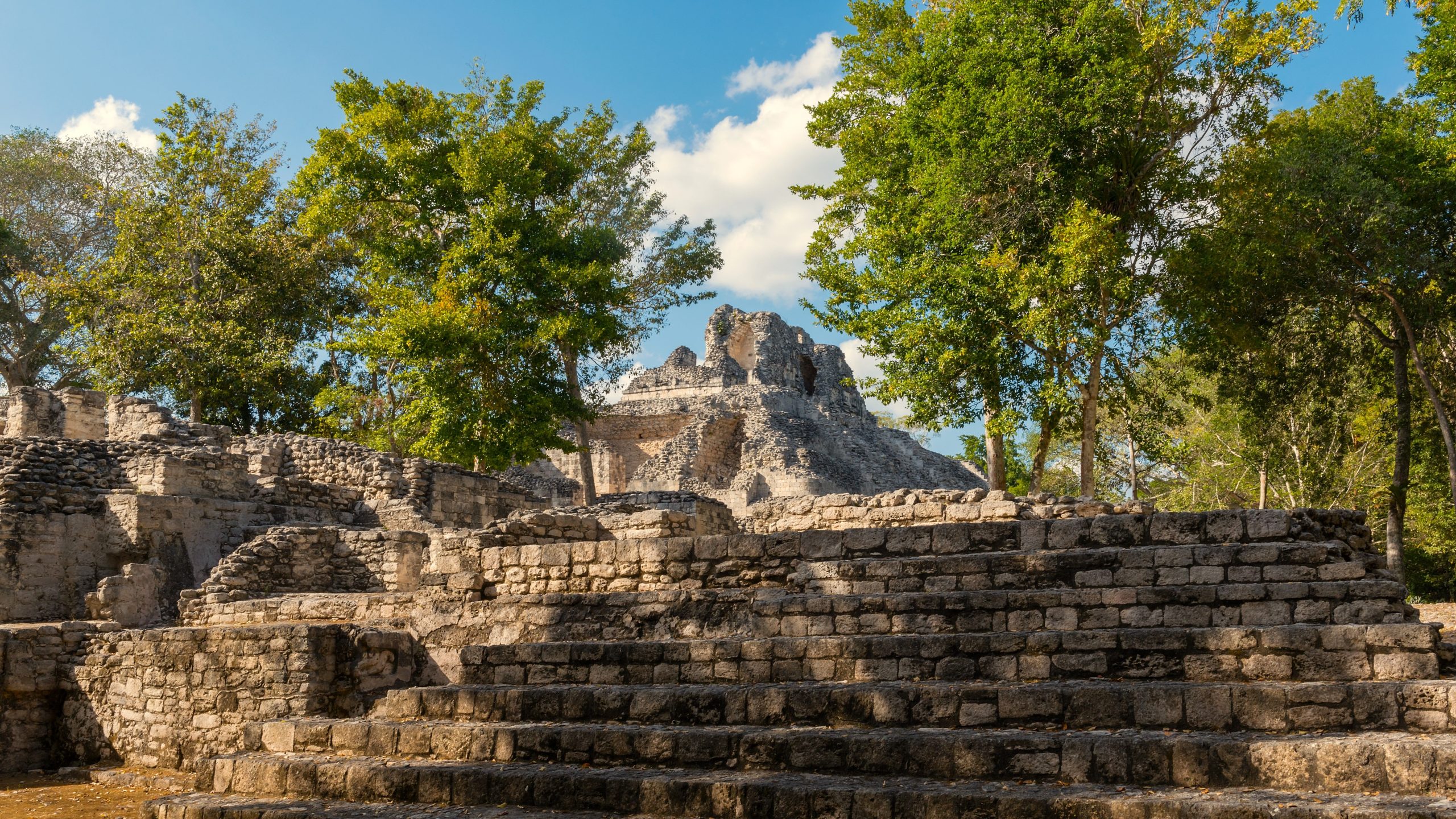 今日、実際に訪れることができる10の古代マヤの都市