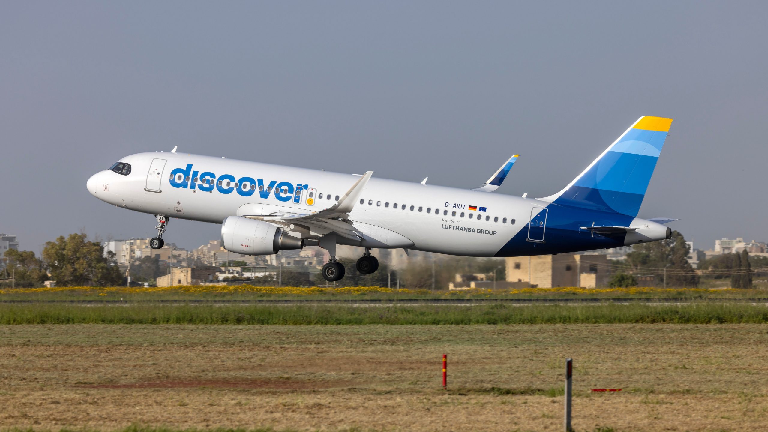 Lufthansa GroupのレジャーキャリアDiscover Airlinesのパイロットと客室乗務員が攻撃します