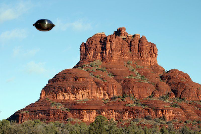 ロズウェルを忘れる：このファンキーなアリゾナの町は、この世界から出ている控えめなUFOホットスポットです