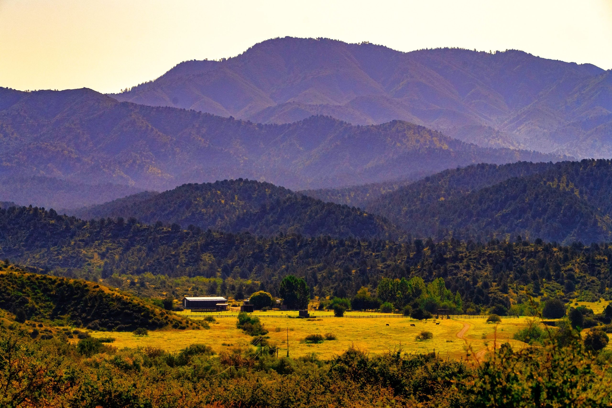奇妙な名前のこのアリゾナの町は、珍しいが景色の良い場所です