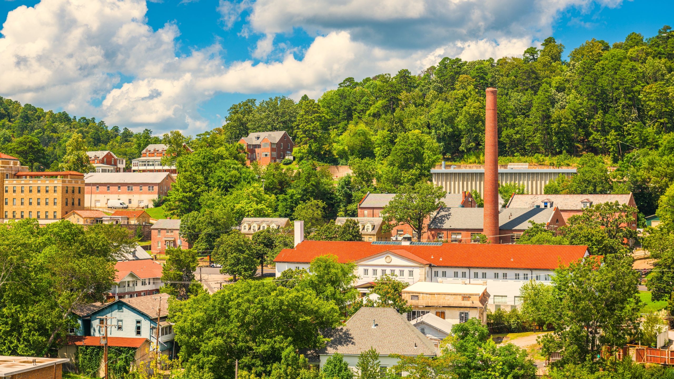 アメリカで退職と手頃な価格のための8つの最高の小さな町