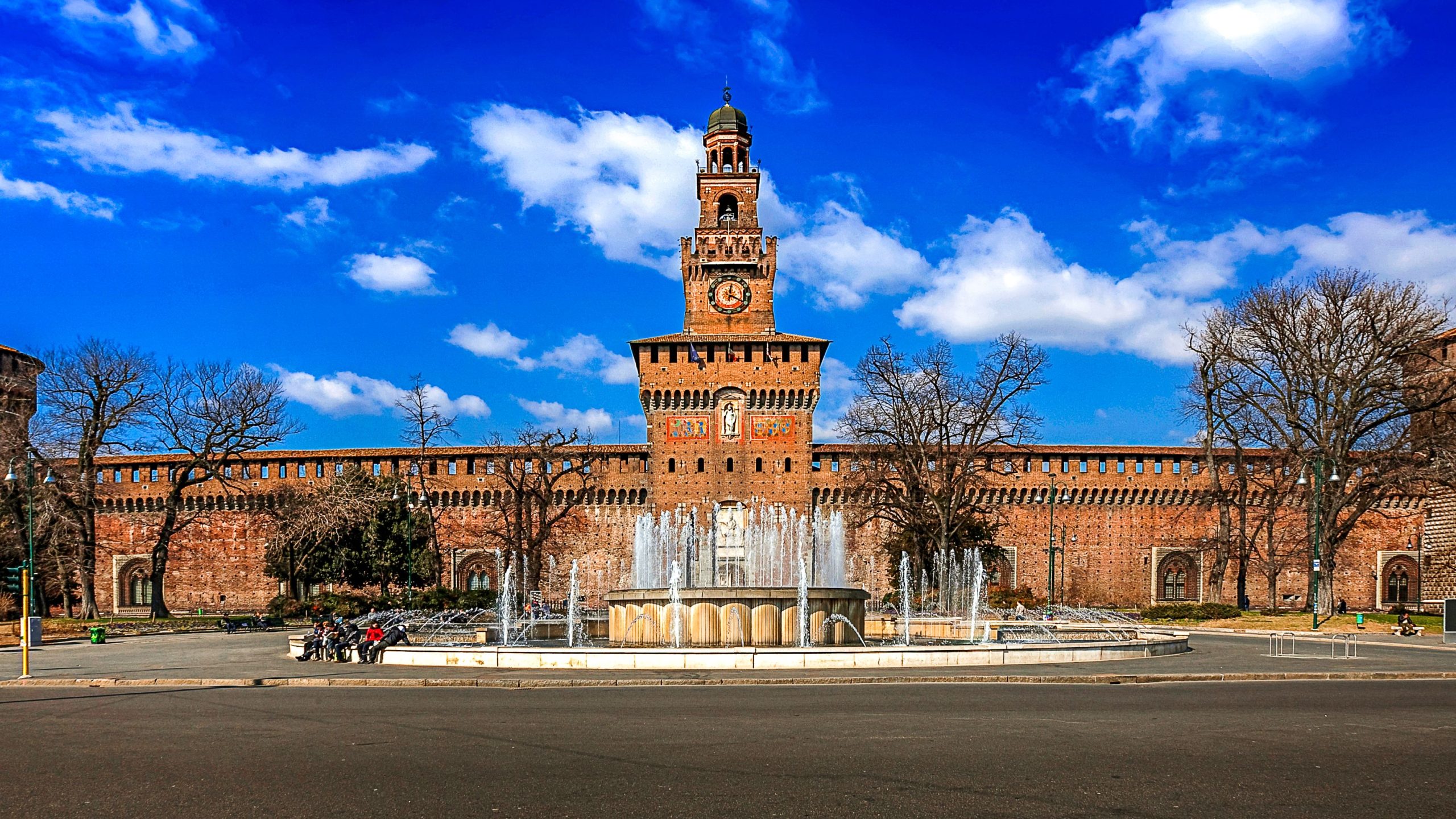 ダビンチの秘密の地下トンネルは、500年後にこの人気のある観光地で発見されました