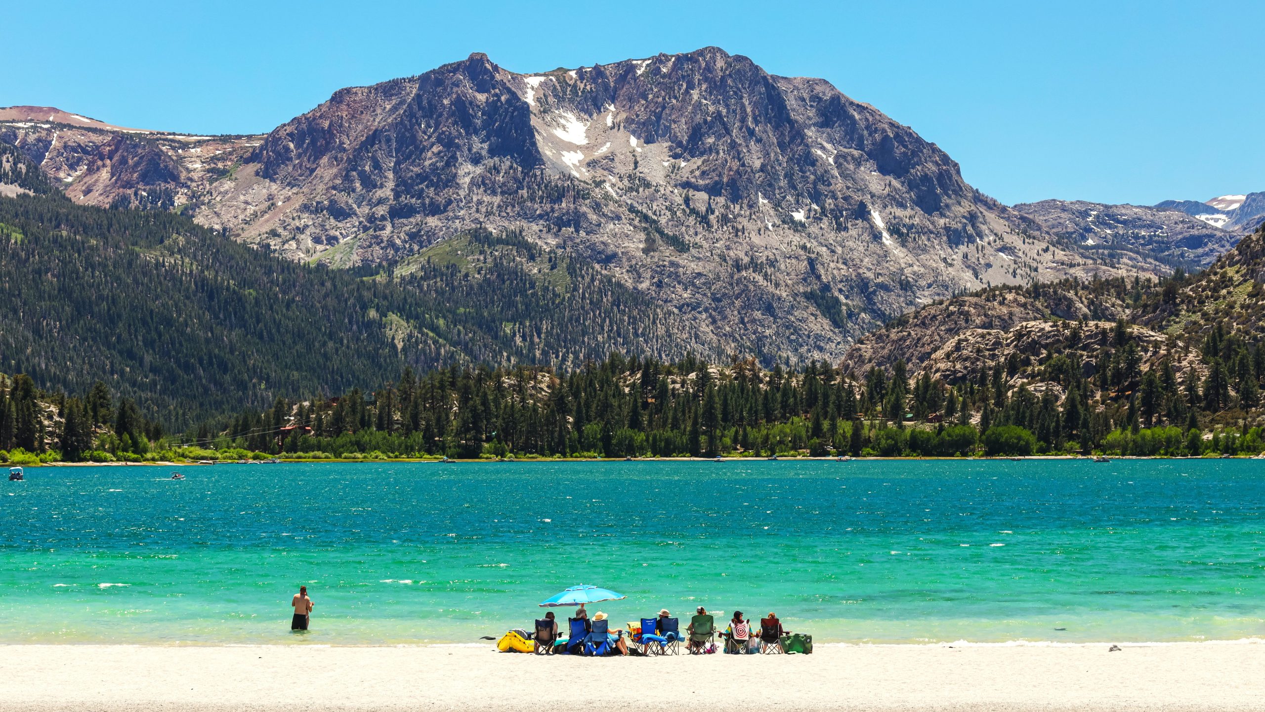 シエラネバダにある8つの風光明媚だが過小評価されている山の町