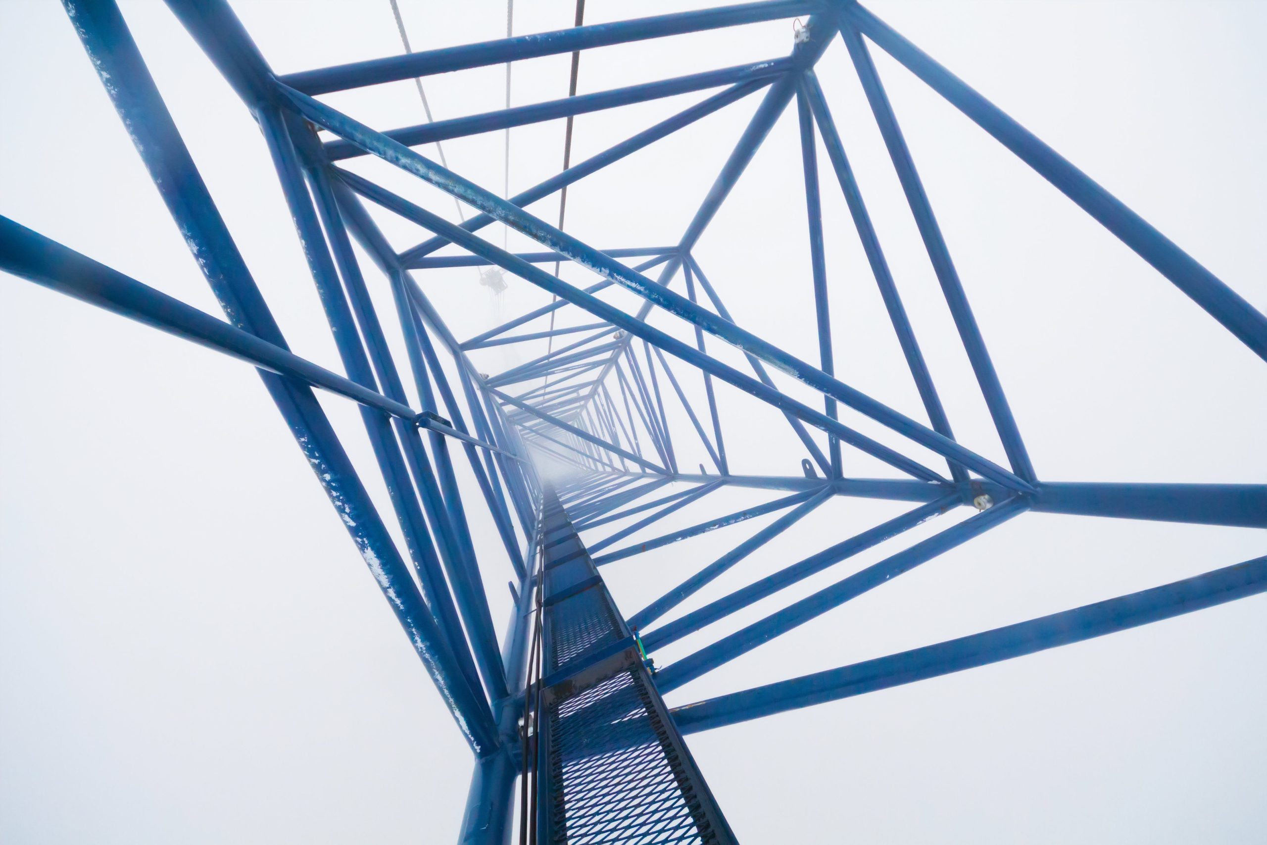 世界で最も高い放棄された高層ビルは、今日でも使用されていません