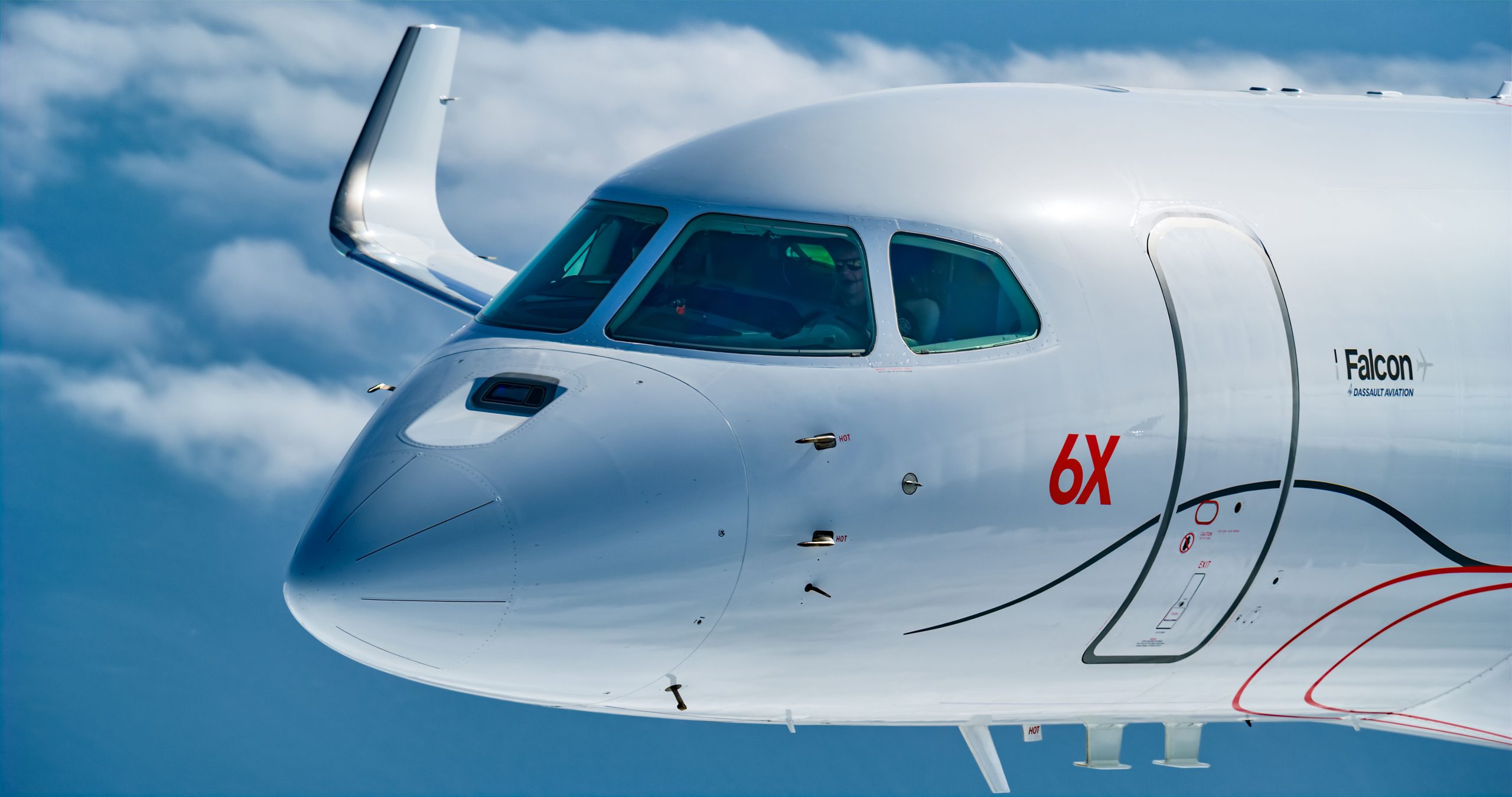 最も人気のあるダッソーファルコンプライベートジェットは何ですか？