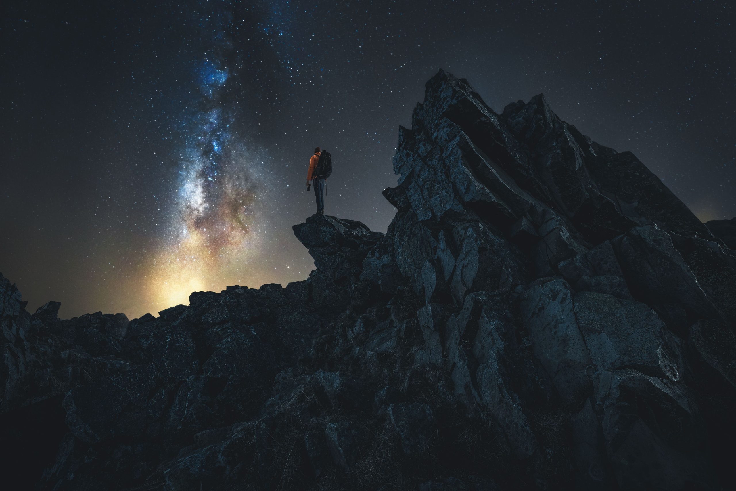 「アストロトーリズム」が世界中でますます人気が高まるにつれて、収益のブームを目撃する旅行業界