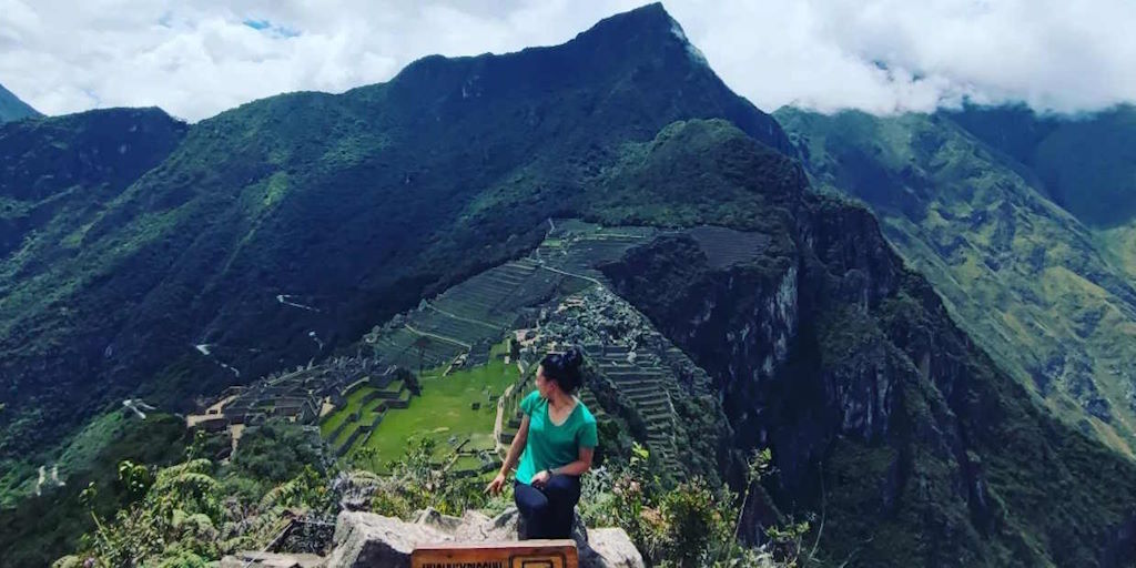 有名なシタデルに向かう途中でペルー・マンゴーとマチュピチュは、障害と遅れが課題を提供しますが、贈り物も贈り物を提供します。