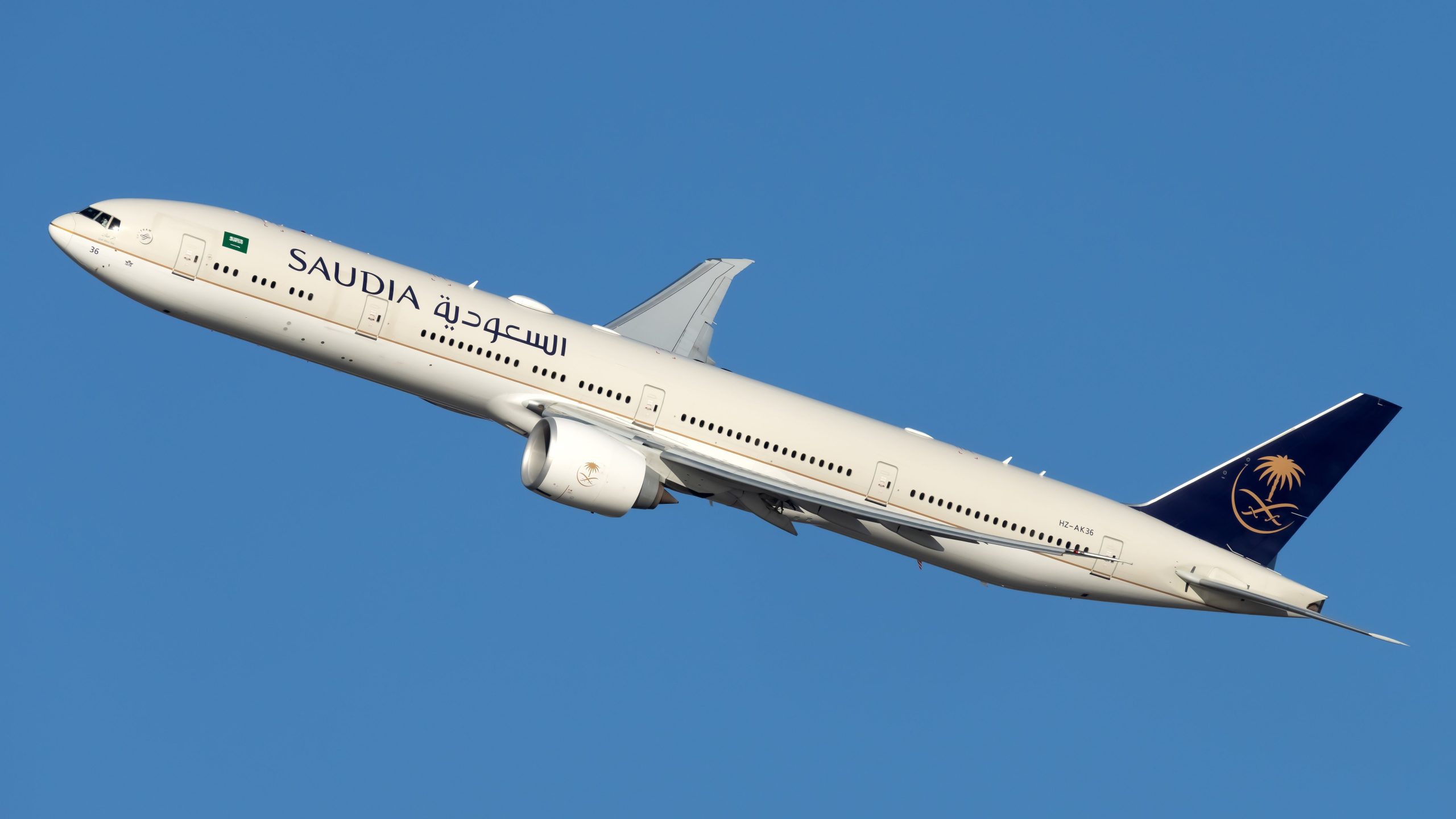 アルコールを提供しない航空会社とその理由を見る