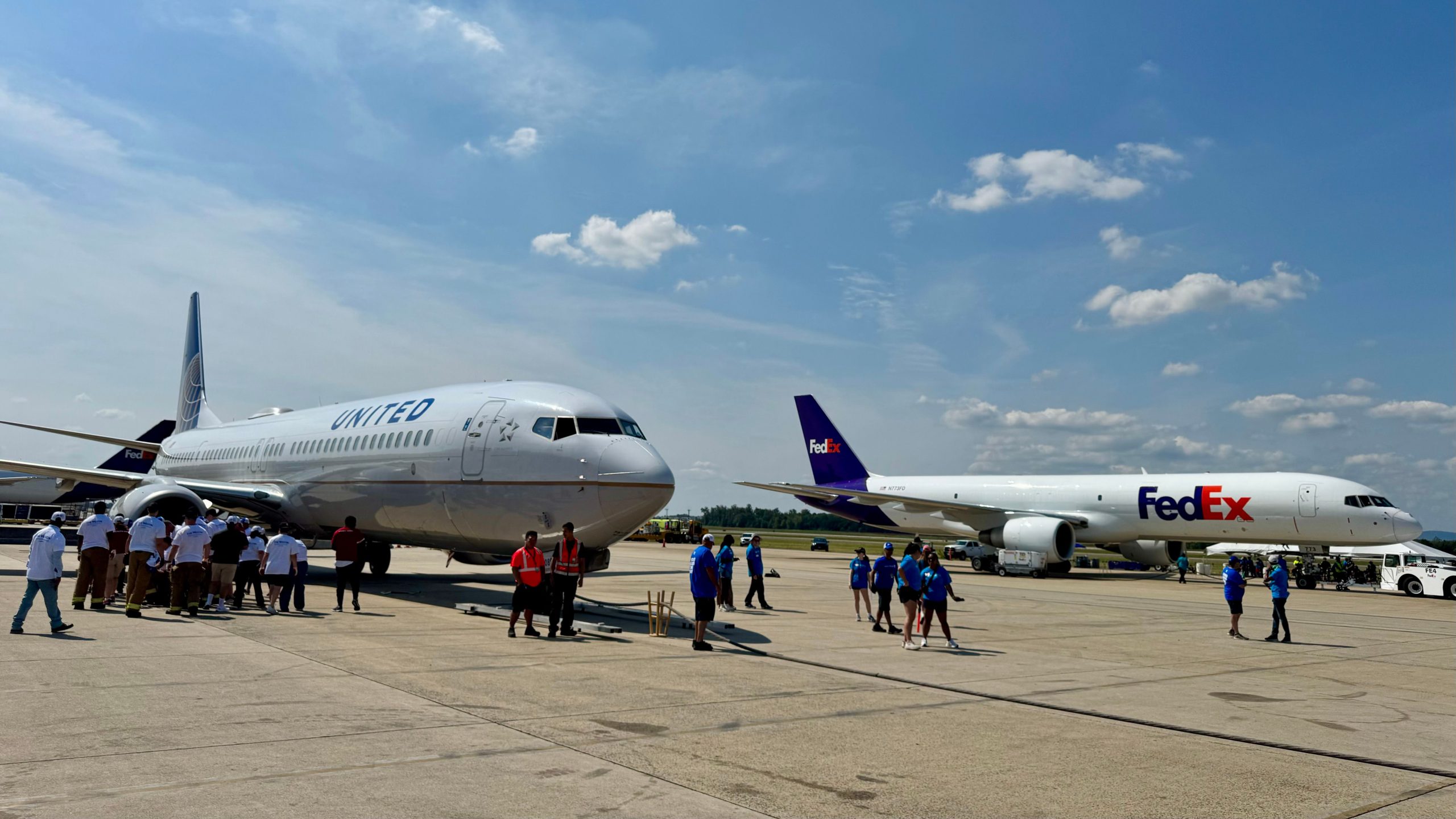 写真：毎年恒例のダレスデイプレーンプルはスペシャルオリンピックスのために580,000ドルを調達します