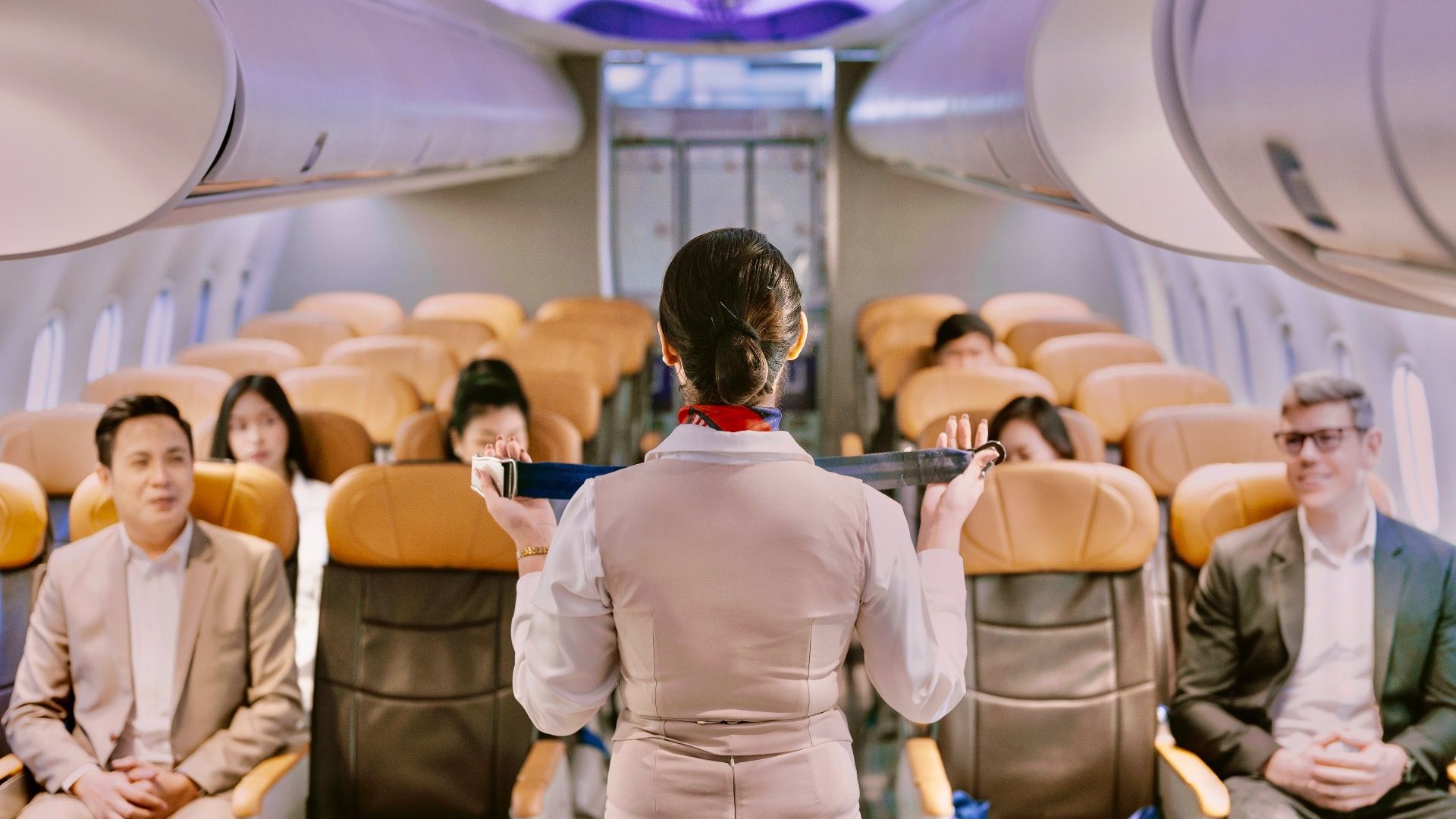 客室乗務員のためにグッディバッグを作るべきですか？