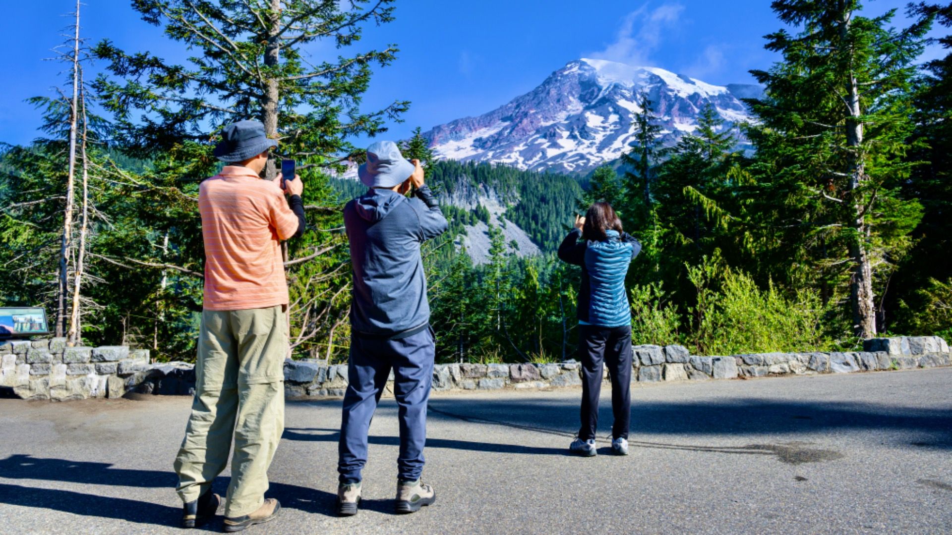 これらの3つの国立公園はシアトルから走行距離内にあります