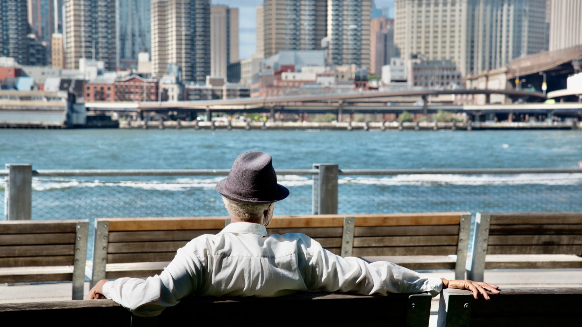 これらは退職者が引っ越している3つの挑戦的な都市です