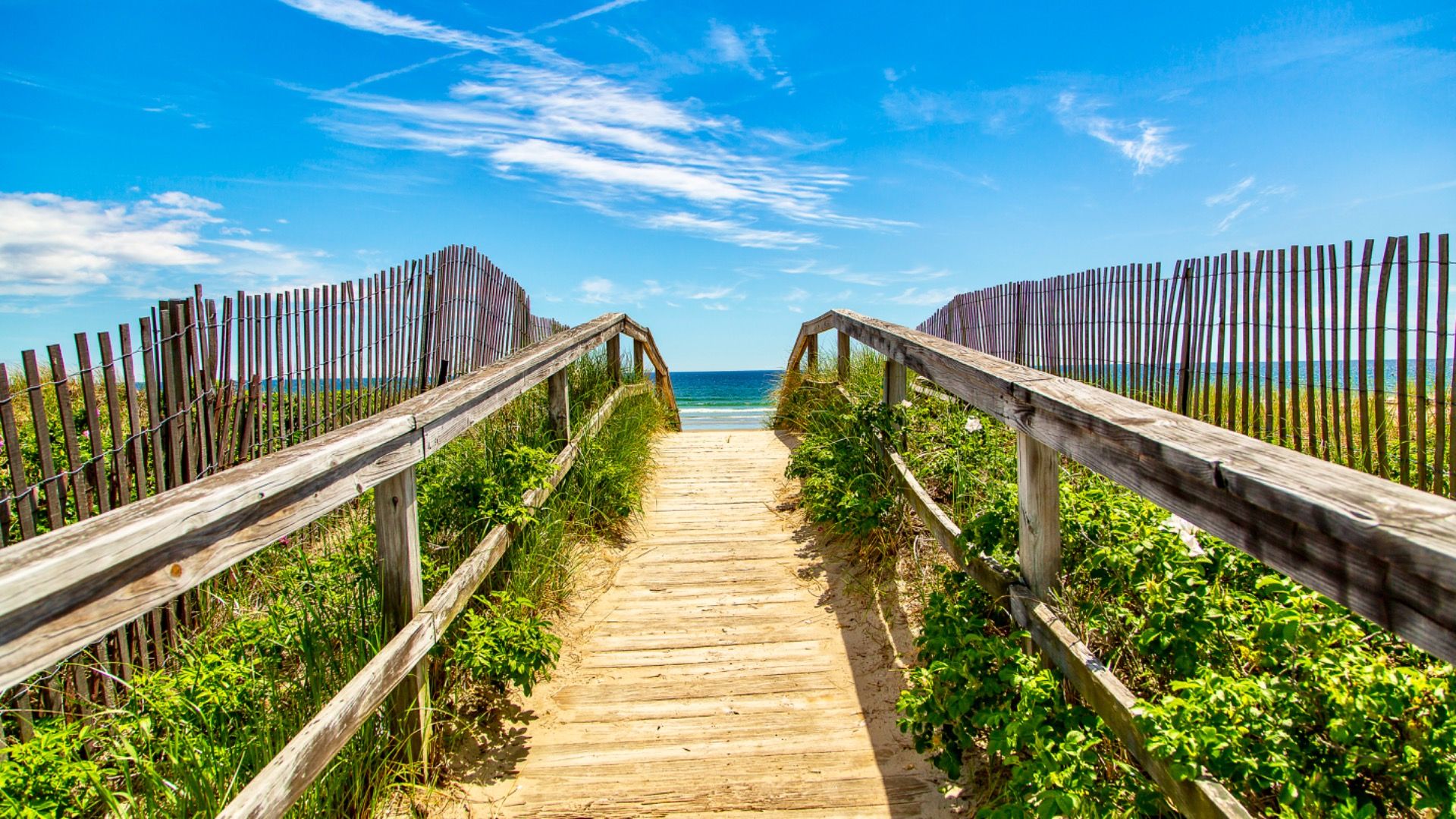 ハワイを忘れる：今年の夏、ニューイングランドで最も安いビーチタウン7