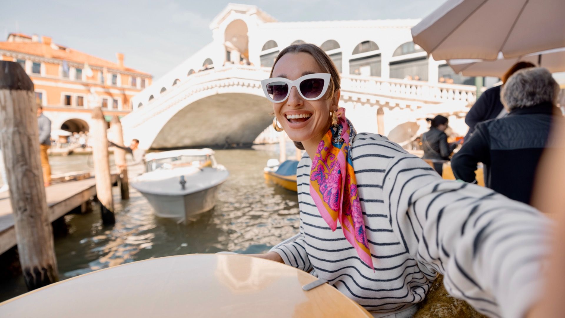 ヨーロッパで2000ドル？安く旅行する方法は次のとおりです