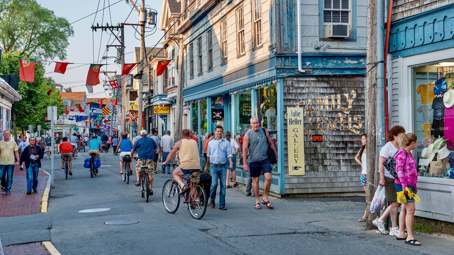 カリブ海をスキップ：7ベストケープコッドビーチの町この夏