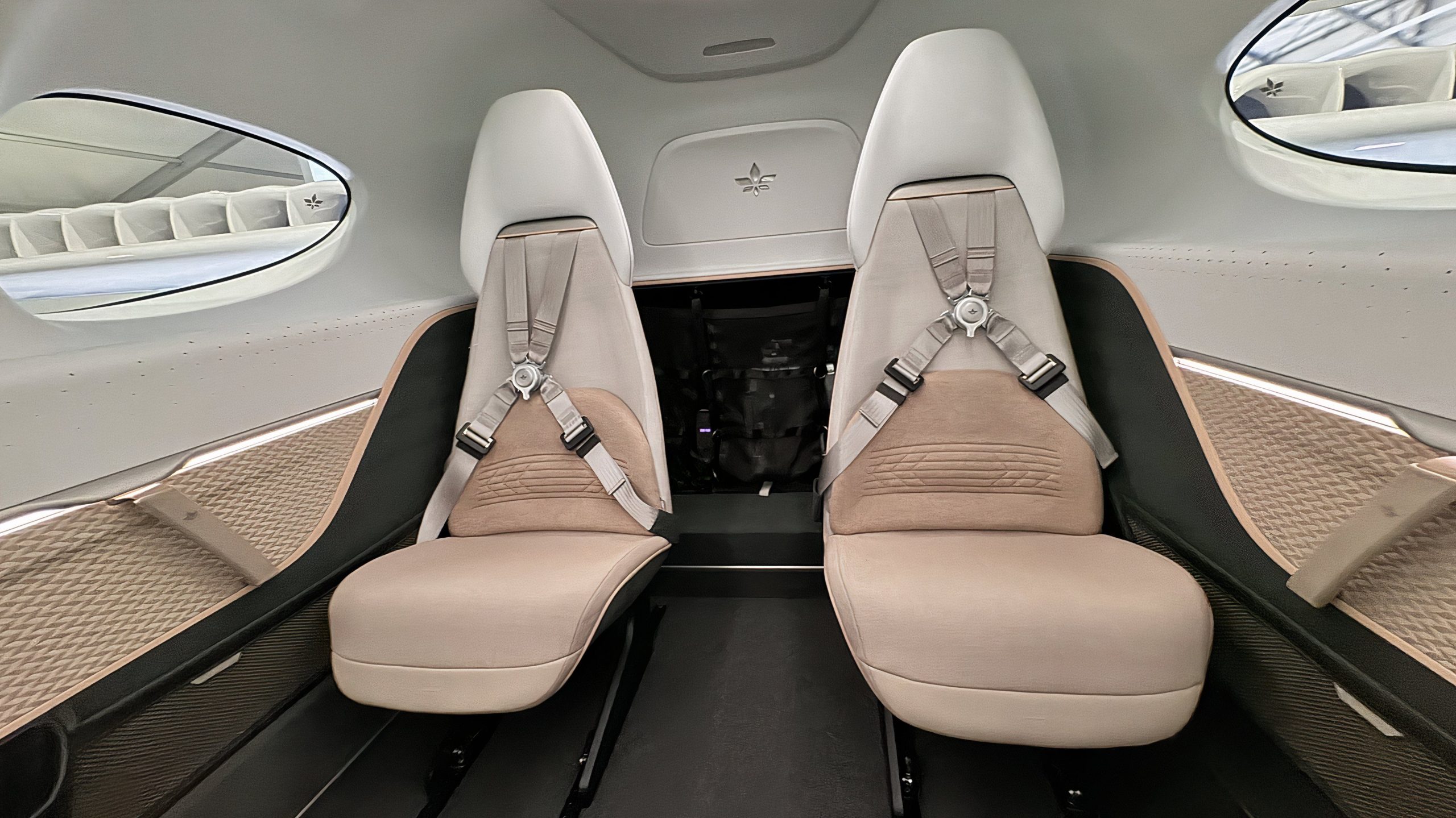 Liliumは、Farnborough International Airshowで新しいEvtol Jetの本格的なモデルを発表します