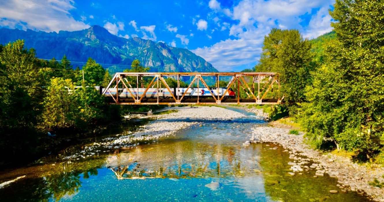 アメリカで最も安全な場所がサメと潜ります