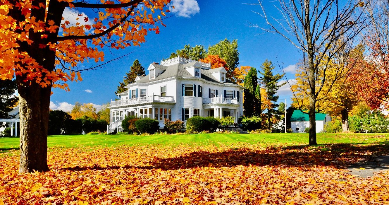 米国カナダ国境に沿った7つの風光明媚な小さな町