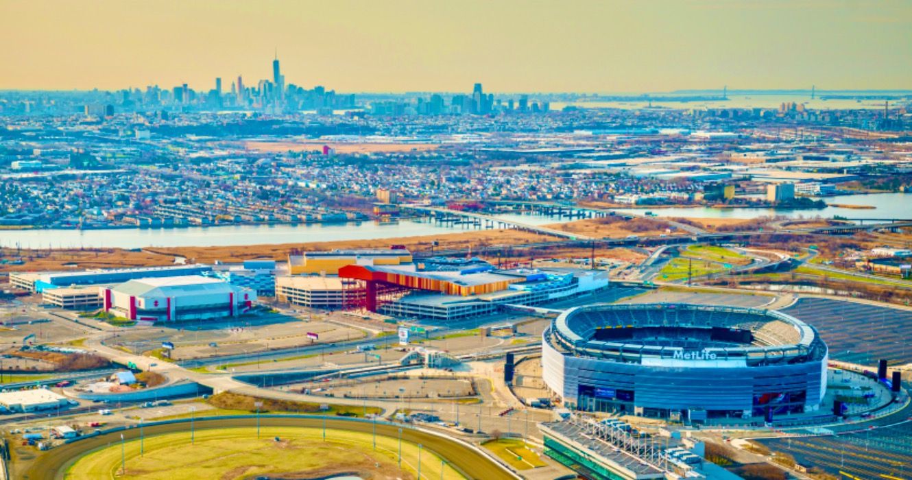 ニューヨーク市のすぐ外に滞在する10の町。