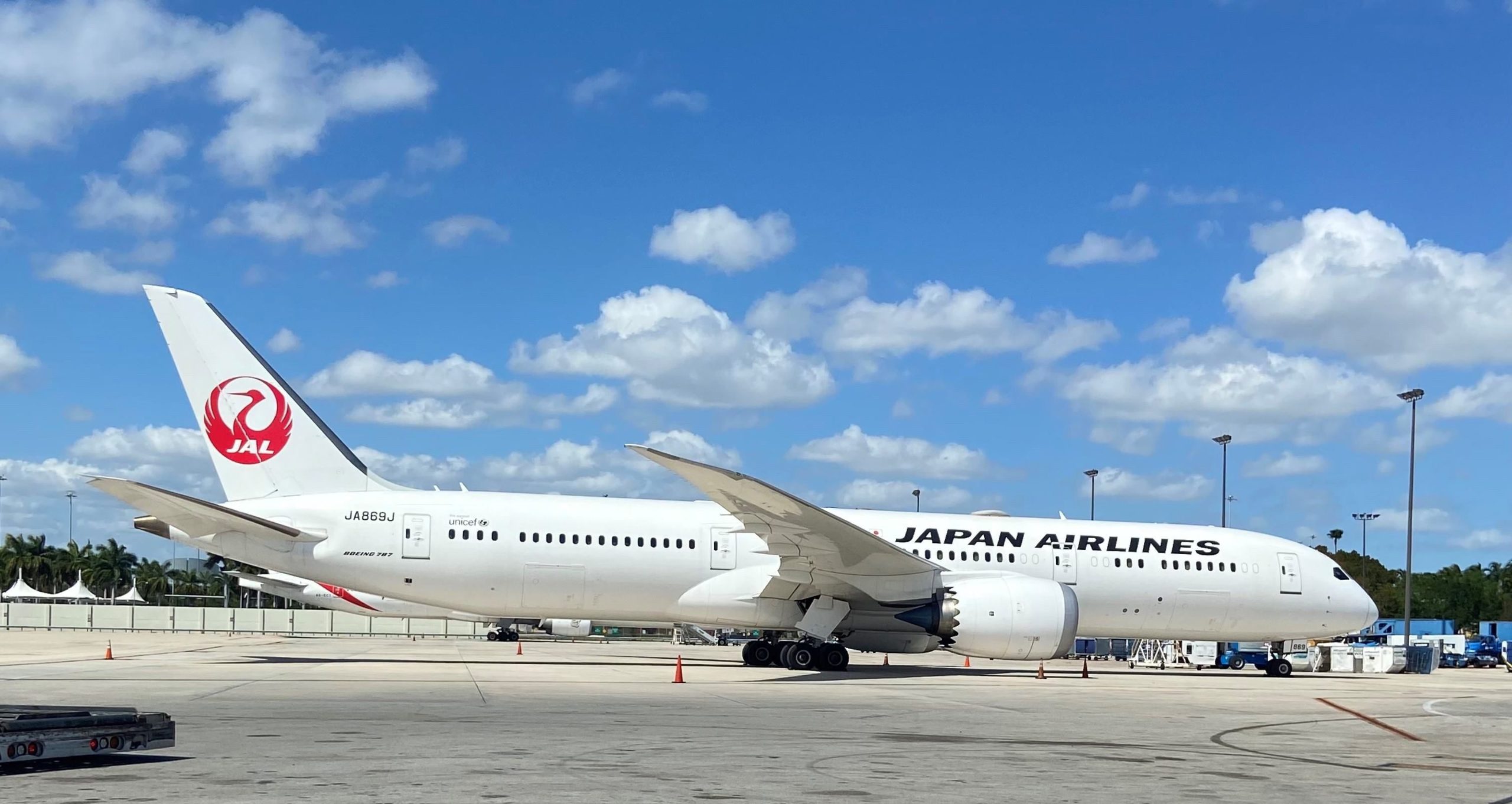 ジャパン航空は、東京ハネダとドーハの間の最初のノンストップフライトを開始します