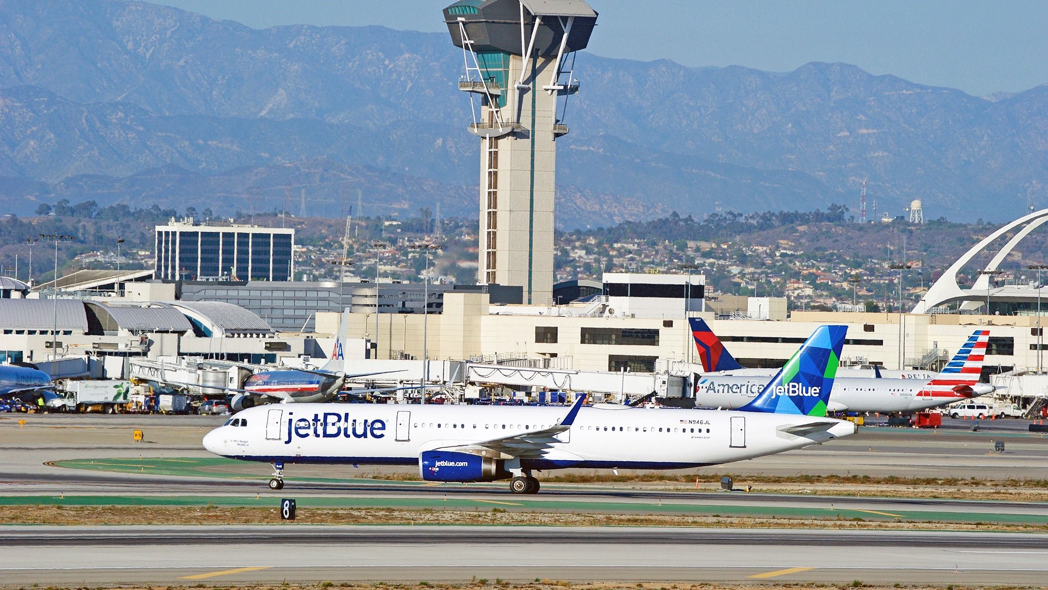 FAAの再承認法が家を通過するにつれて、業界のメモの安全性の改善